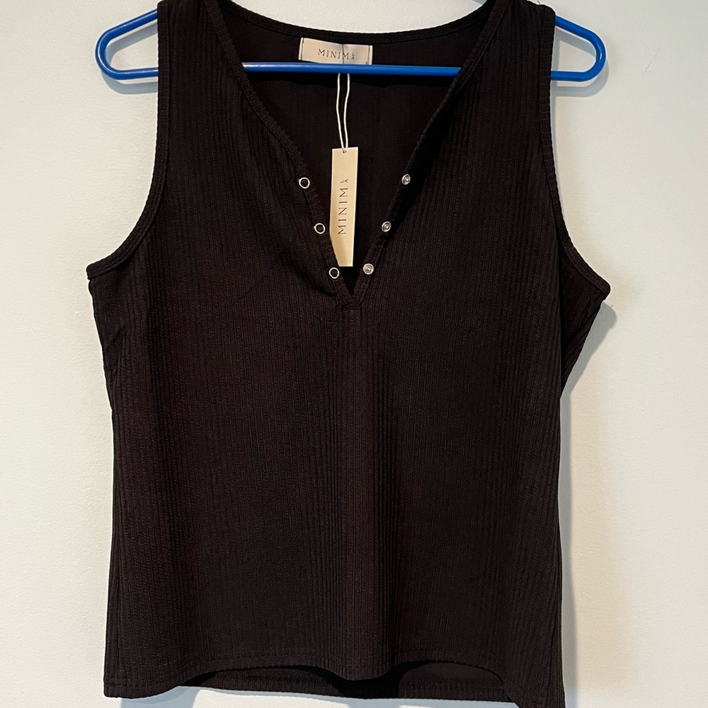 Black Sleeveless Tank Top